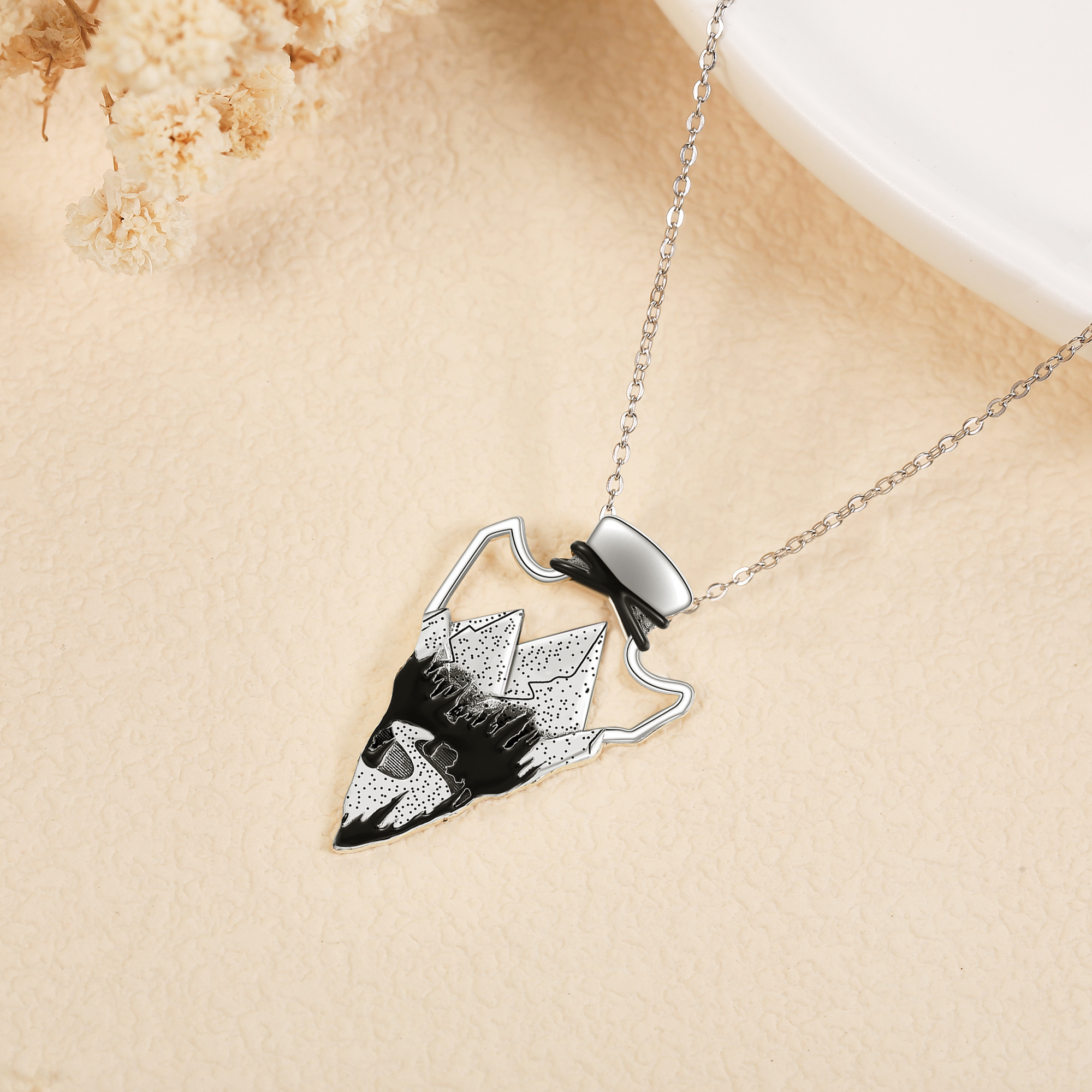 Women's Elegant 925 Sterling Silver Arrow Pendant Necklace